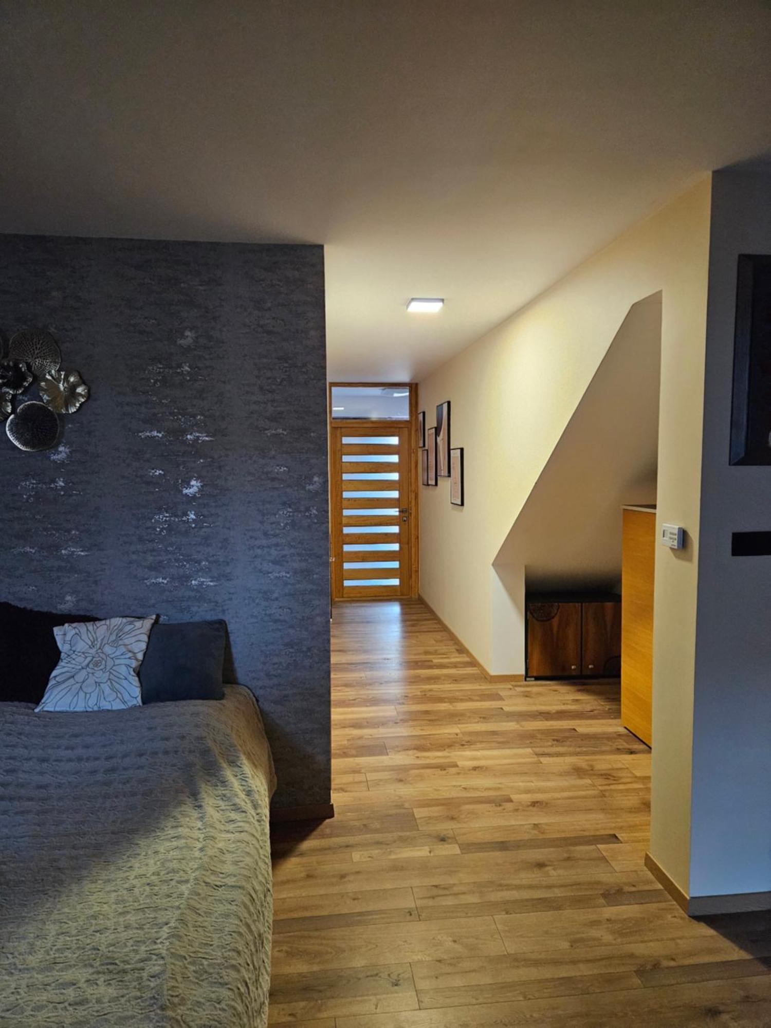 Toelgyes Apartmanhaz 塞格德 外观 照片